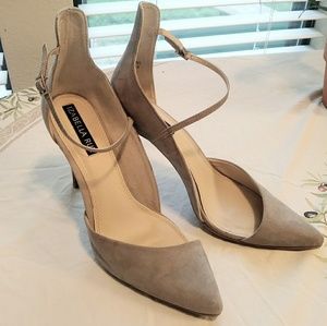 Izabella Rue Gray Suede Heels Size 8.5